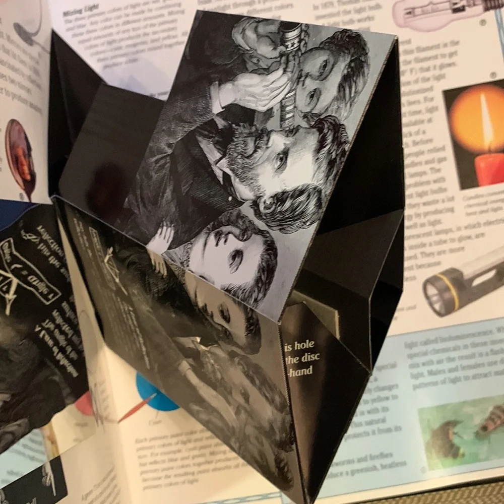 The Most Amazing Science Pop Up Book pop-up magnet compass camera Ages 9+ EUC